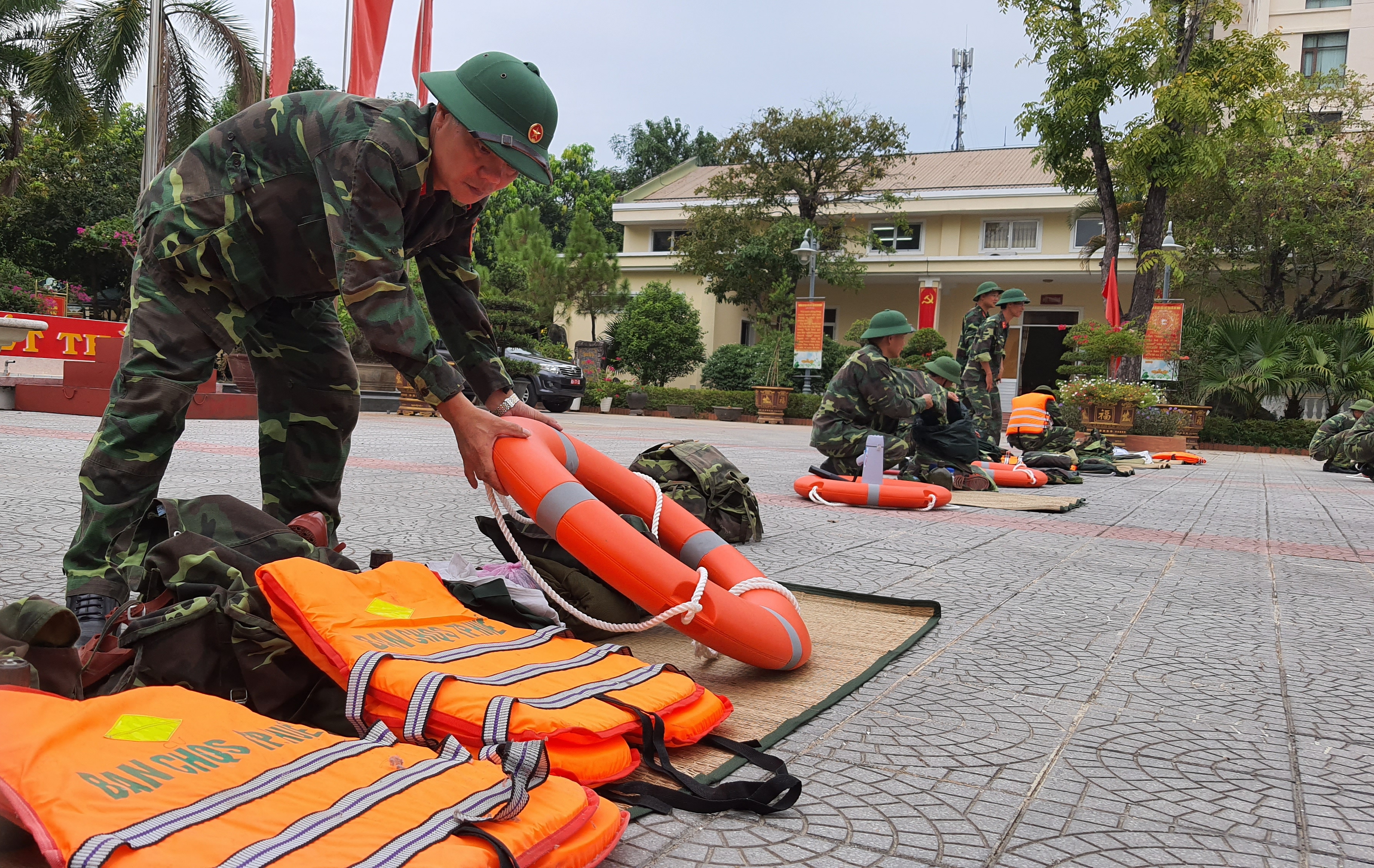 Lực lượng vũ trang tỉnh Thừa Thiên-Huế sẵn sàng ứng phó bão số 5
